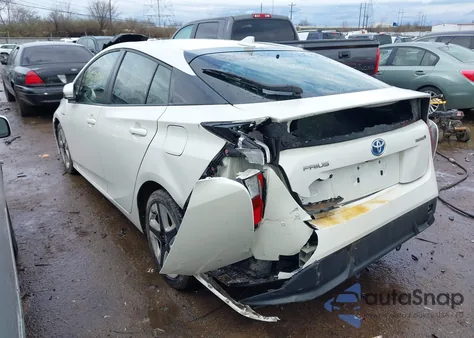 2016 Toyota Prius Three Touring z USA, uszkodzony, nr VIN JTDKARFU3G3006176
